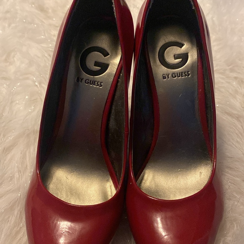 ⭐️⭐️NEW G by Guess Red Stilettos 7 ½ W⭐️⭐️